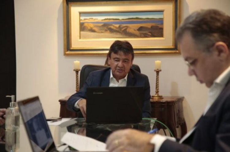 Com Informações: Ascom