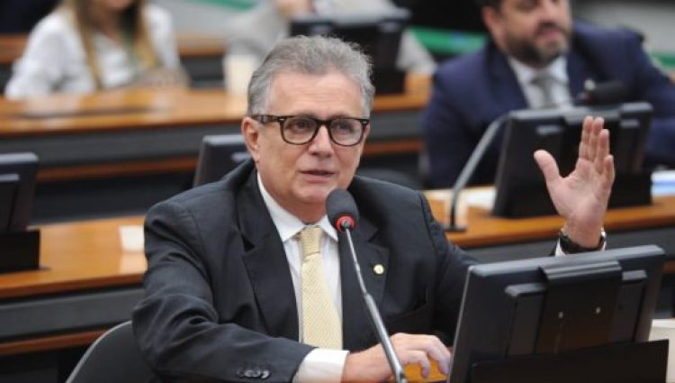 Com informações: Ascom