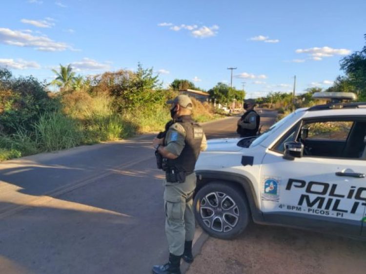 Com Informações: Picos 40 graus