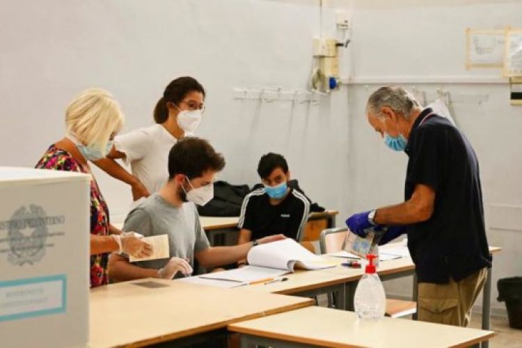 Com Informações: TSE