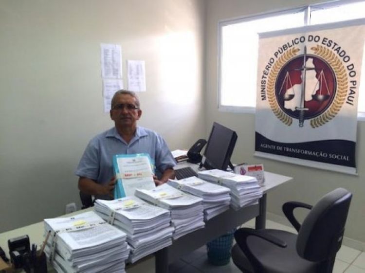 Promotor Carlos Rubem Campos Reis