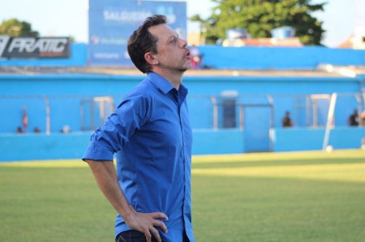 Com Inofrmações; Cidade Verde