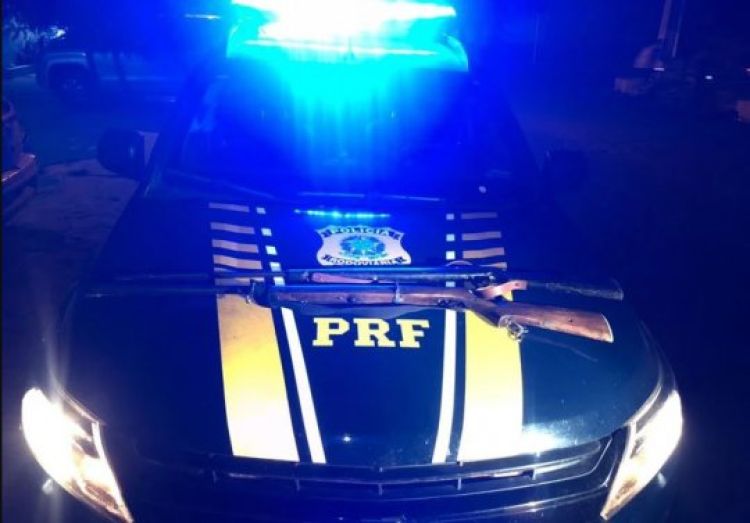 Com informações: PRF