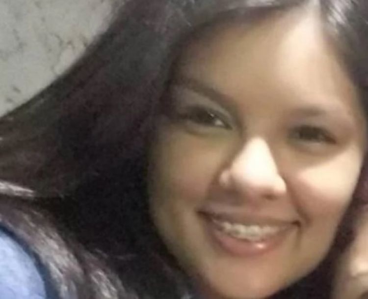 Filha do jornalista Marcelo Rocha é esfaqueada durante briga e morre no HUT (Foto: Redes Sociais)