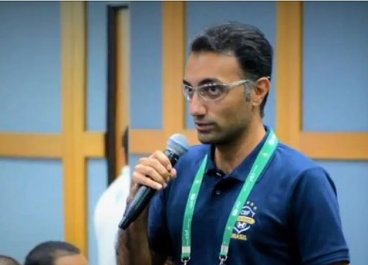 Koosha Delshad, iraniano técnico do Comercial-PI — Foto: Reprodução / Redes Sociais