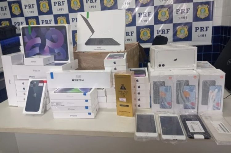 PRF apreende carga de produtos importados avaliado em mais de meio milhão (Foto: Divulgação / PRF)