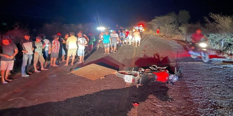 Acidente em São Miguel do Tapuio: Foto: Filipe Germano