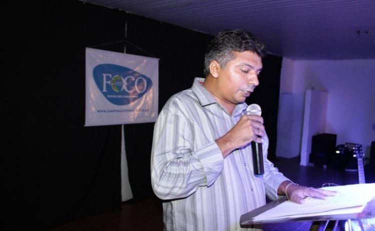 Zé Henrique falou em nome dos gestores da região dos carnaubais (Foto: Otávio Neto)